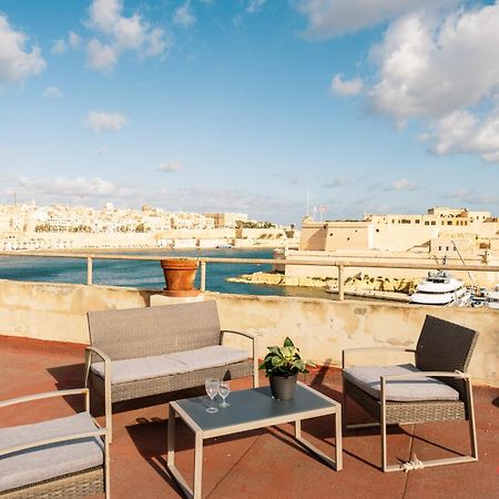 Stunning Holiday Home With Gorgeous Harbour Views セングレア エクステリア 写真